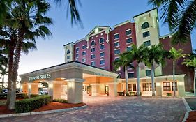 Embassy Suites Estero